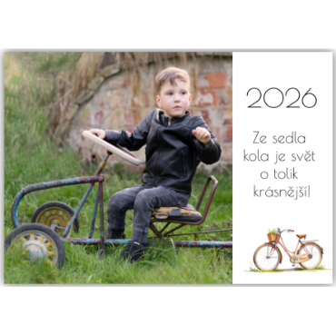 Kalendář z recyklovaného papíru s dřevěným stojánkem. - Bicykl na šířku